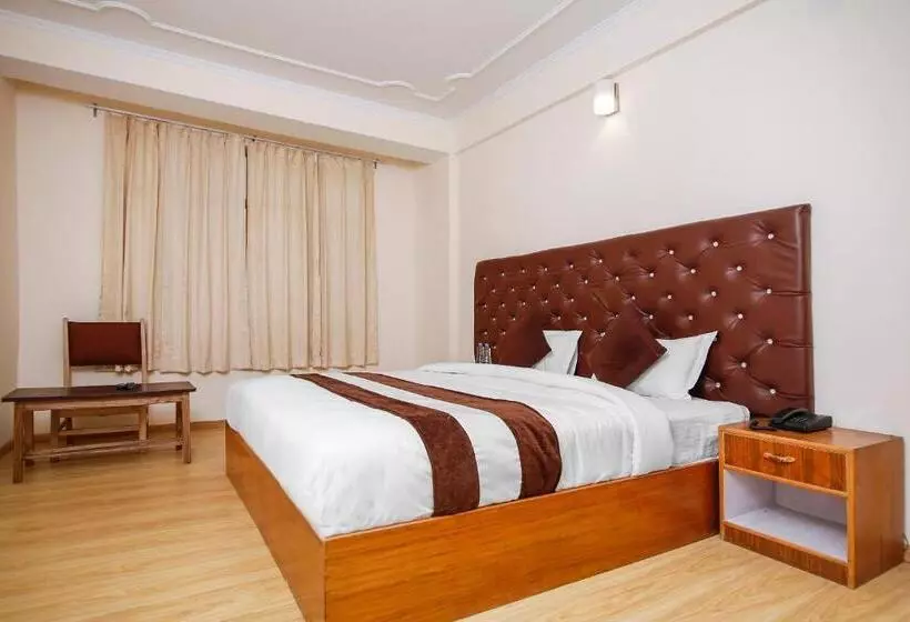 هتل Dimbir Regency