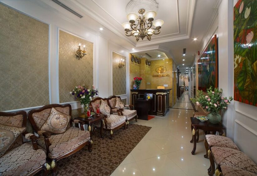 Golden Sail Hotel & Spa