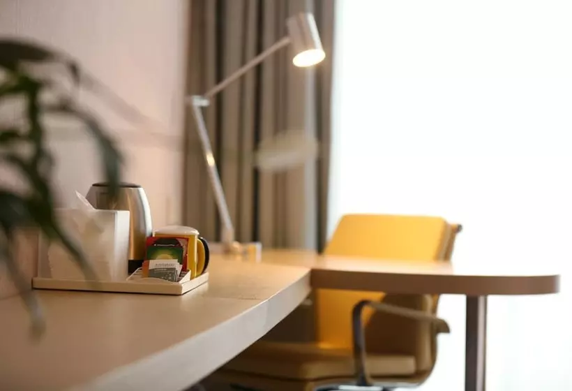 Hotelli Holiday Inn Express Zhengzhou Longzi Lake, An Ihg