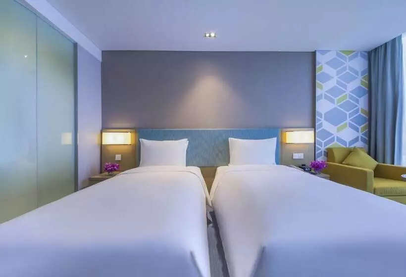 Hotelli Holiday Inn Express Zhengzhou Longzi Lake, An Ihg