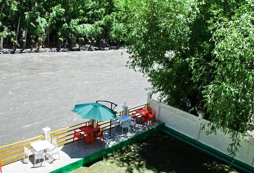 Hotel Jazeera Hangout