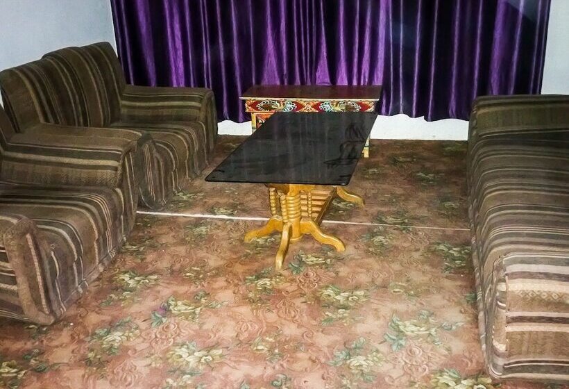 Hotel Jazeera Hangout