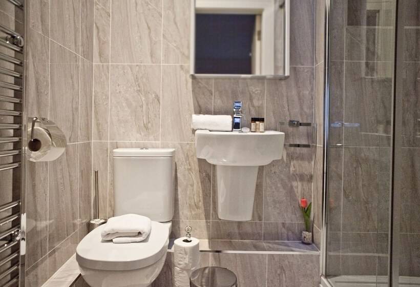 John Lennon Suite   Hiphipstay