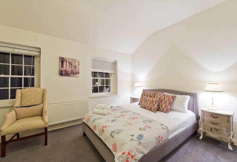 John Lennon Suite   Hiphipstay