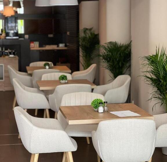 Sofia Palace Hotel By Hmg