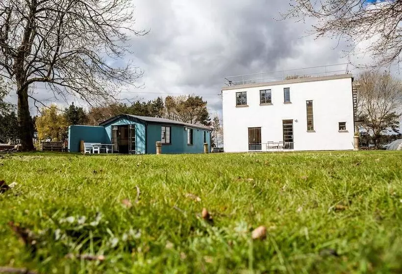 The Control Tower Vegetarian B&b