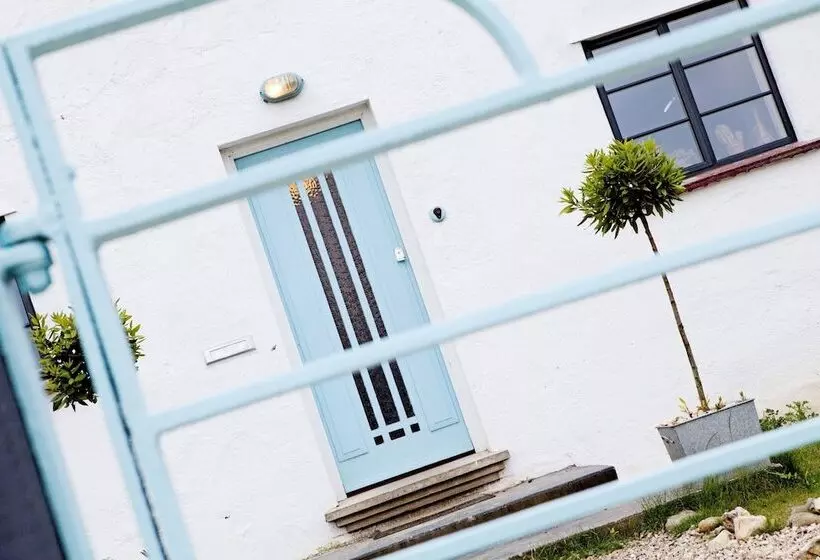 The Control Tower Vegetarian B&b