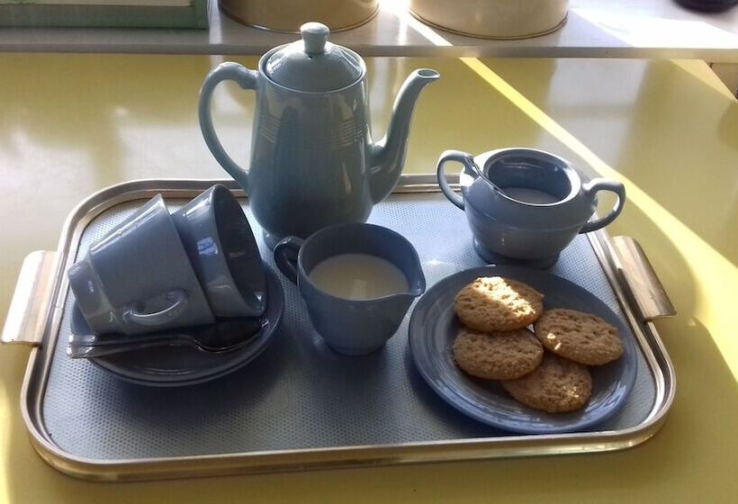 The Control Tower Vegetarian B&b