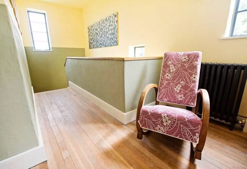 The Control Tower Vegetarian B&b