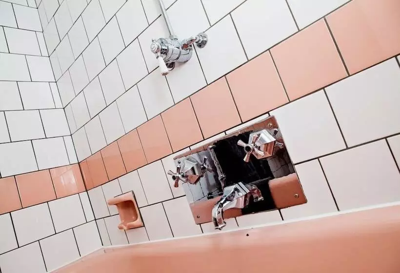 The Control Tower Vegetarian B&b