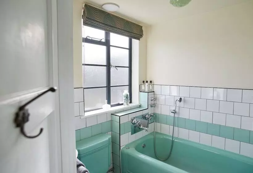 The Control Tower Vegetarian B&b