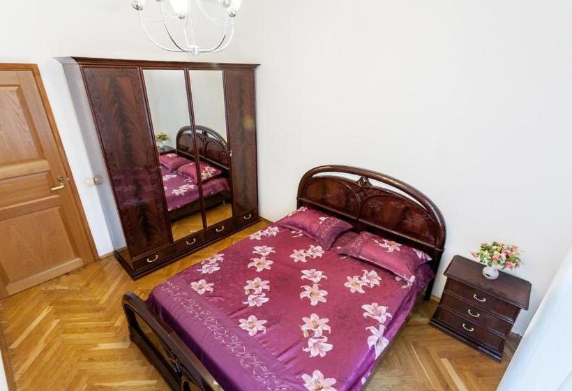 Versal Hotel On Kutuzovskiy