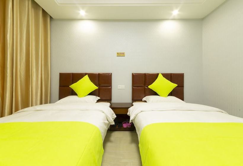 Zhangjiajie Zaihuilou Inn