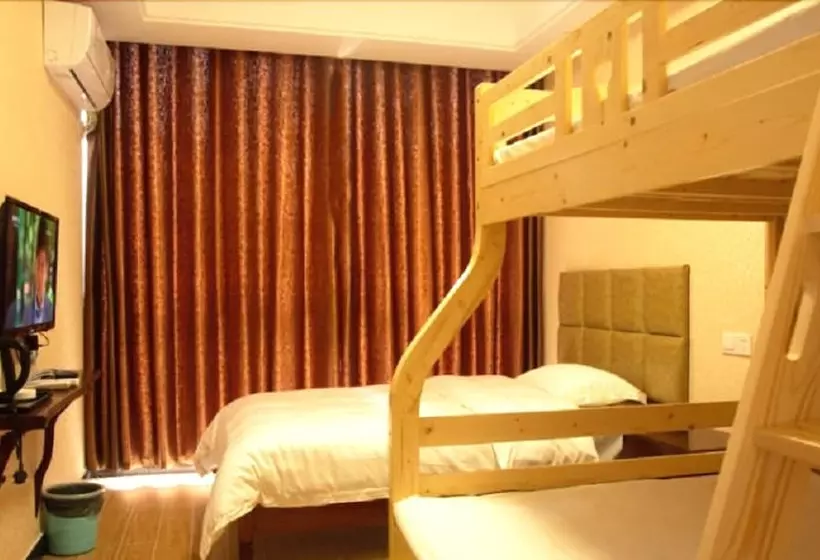 Zhangjiajie Zaihuilou Inn