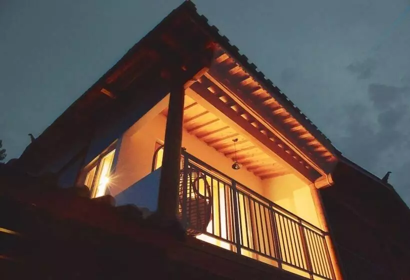 簡易ホテル The Yan House Tengchong