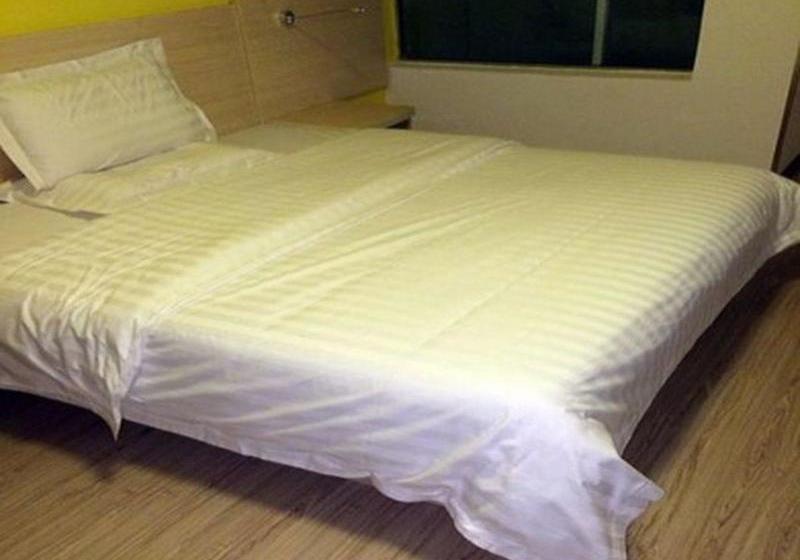 ホテル 7 Days Inn