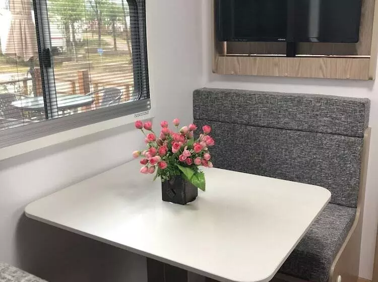 Hotelli Micheng Rv Lijiang Camping