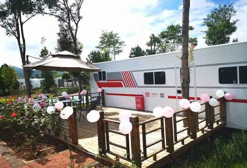 Hotelli Micheng Rv Lijiang Camping