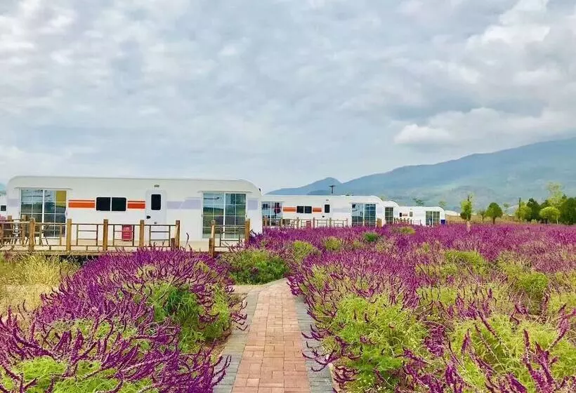 Hotelli Micheng Rv Lijiang Camping