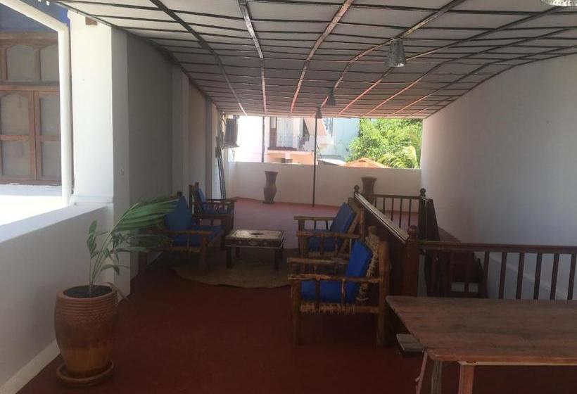 هتل Stone Town Sea View