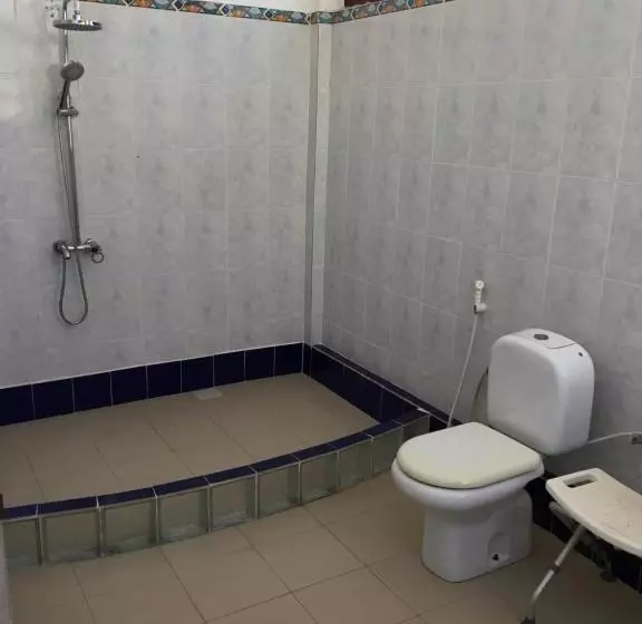 هتل Stone Town Sea View