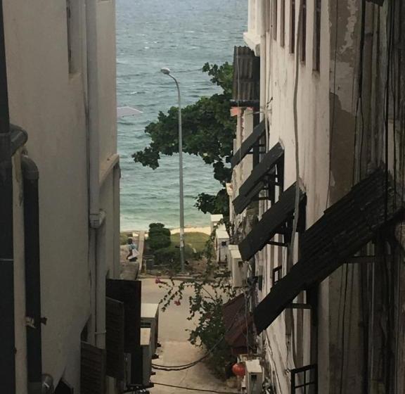 هتل Stone Town Sea View