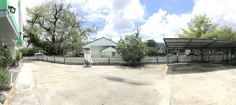 בית מלון כפרי Tree House Apartment Songkhla