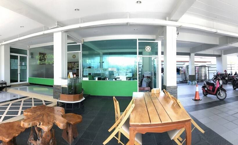 בית מלון כפרי Tree House Apartment Songkhla