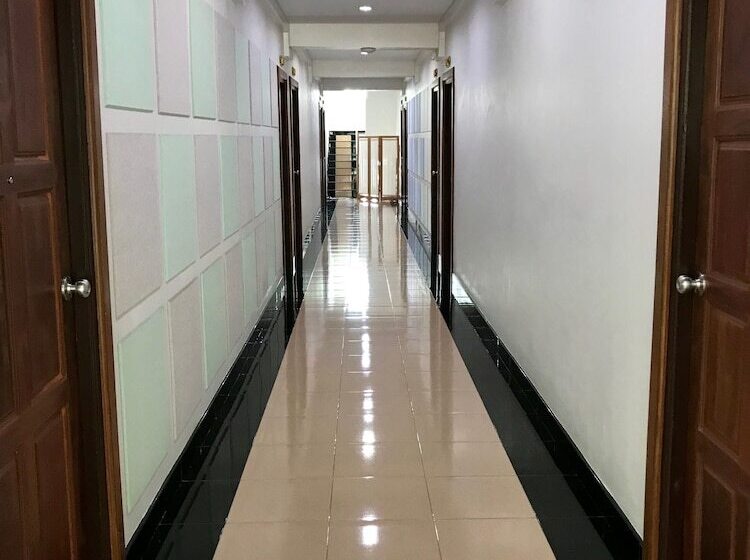 בית מלון כפרי Tree House Apartment Songkhla