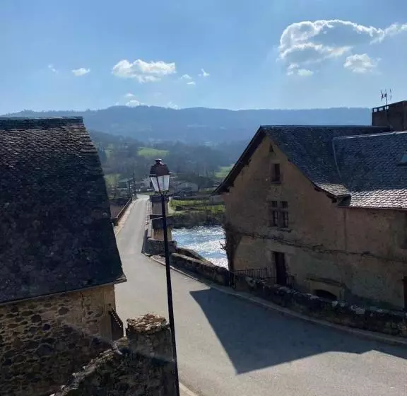 ペンション Au Pont D’olt