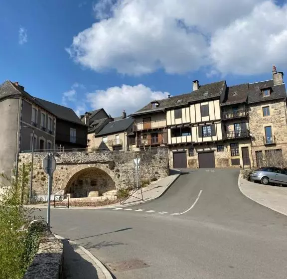 ペンション Au Pont D’olt