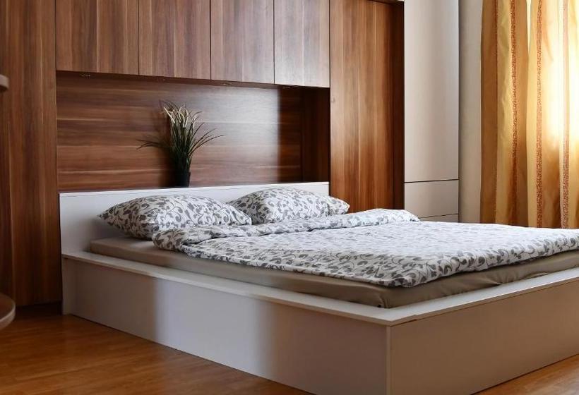 Guest House Botkinskaya