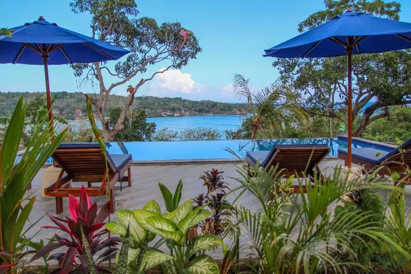 تختخواب و صبحانه Bukit Permata Lembongan