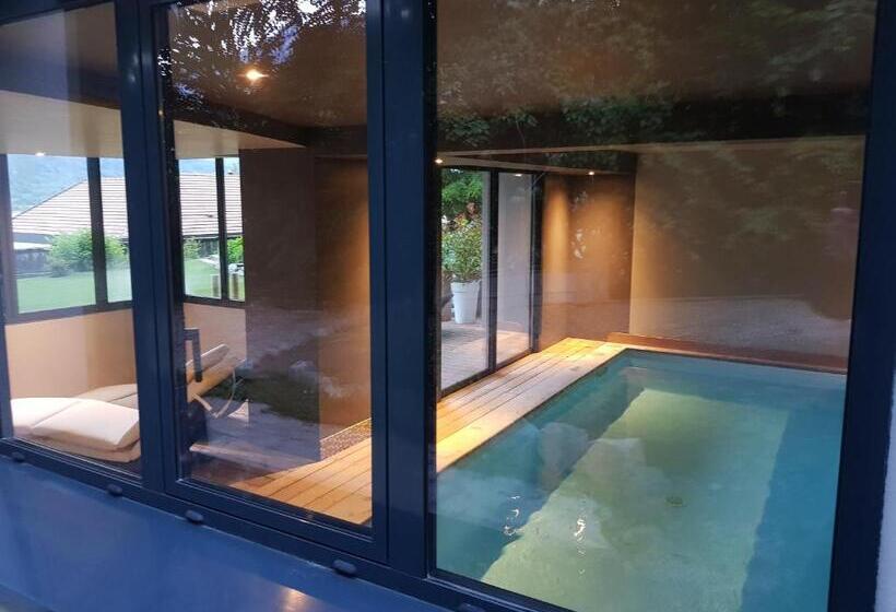 Bed and Breakfast Chalet Christine