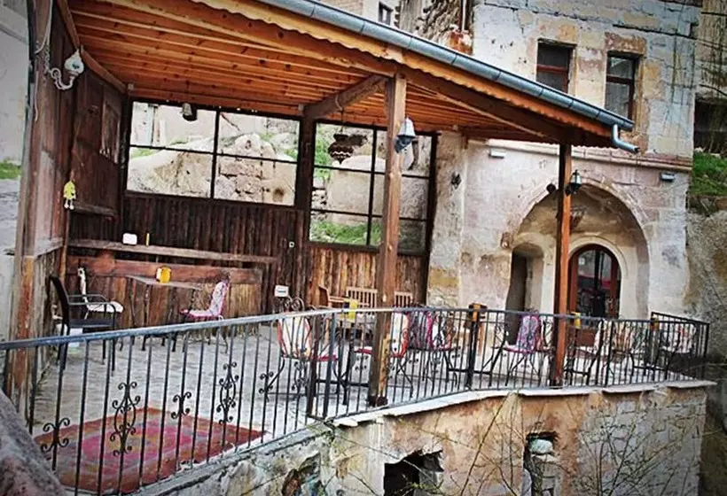 Aamiaismajoitus (B&B) Hilem Cave House