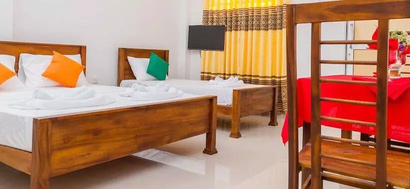 Hotelli Crown Plaza Katunayake