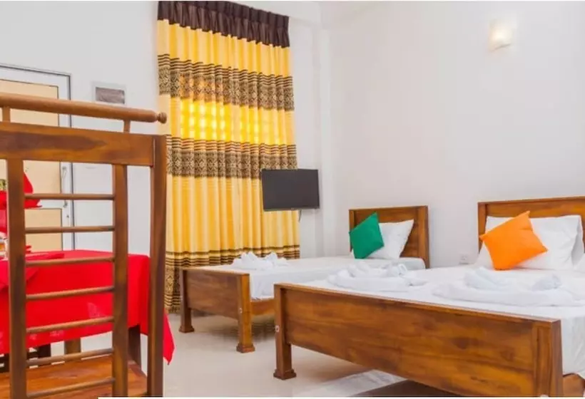 Hotelli Crown Plaza Katunayake