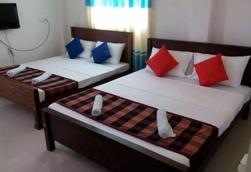 Hotelli Crown Plaza Katunayake