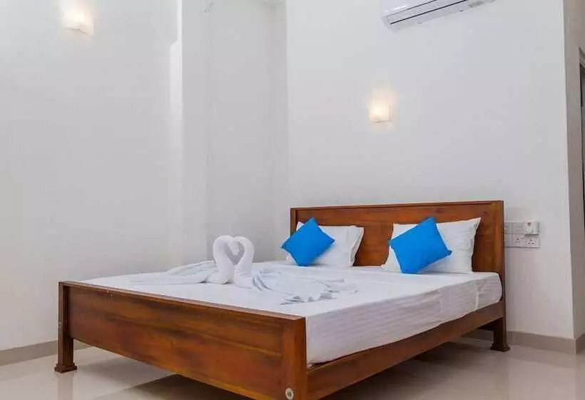 Hotelli Crown Plaza Katunayake