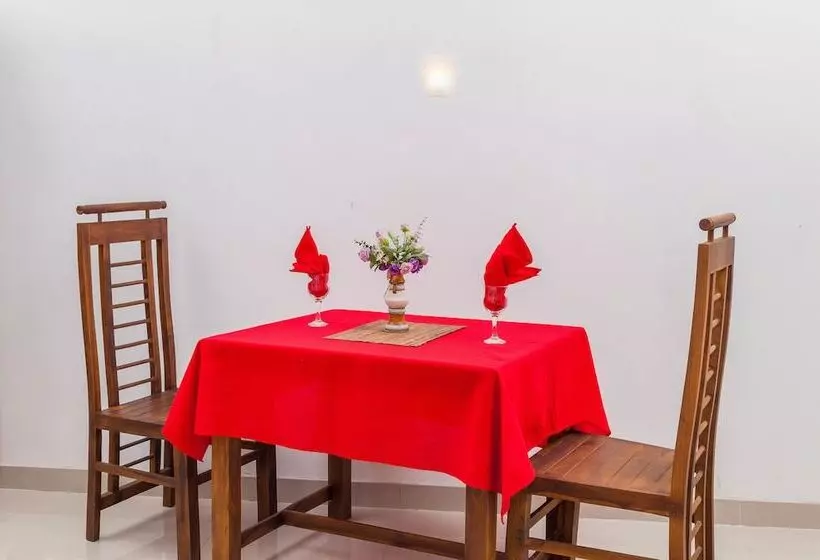 Hotelli Crown Plaza Katunayake