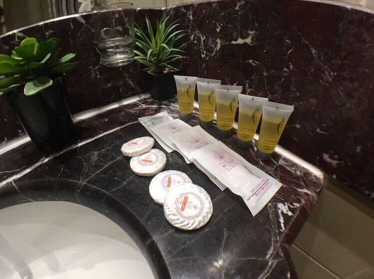 هتل Manarat Al Aqsa