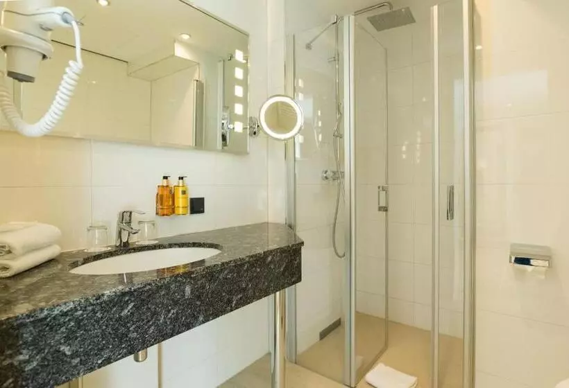 Hotelli Schopenhauer Hof