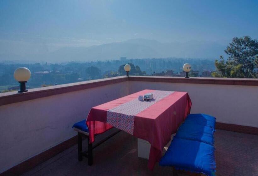هتل Oyo 258 Heart Of Bhaktapur Guest House