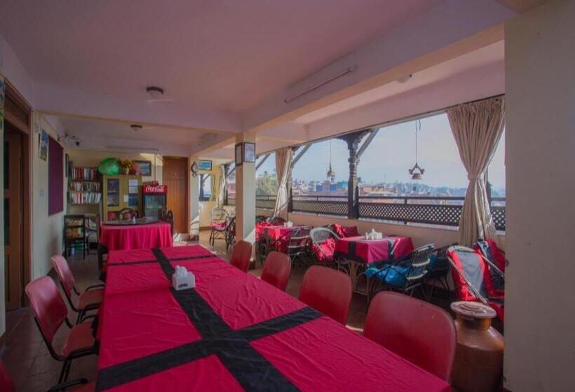 هتل Oyo 258 Heart Of Bhaktapur Guest House