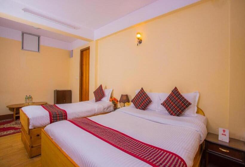 هتل Oyo 258 Heart Of Bhaktapur Guest House