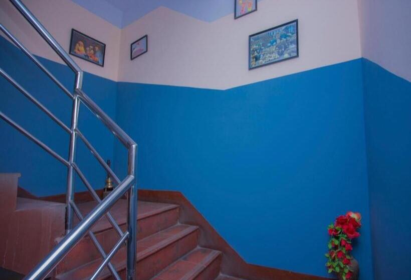 هتل Oyo 258 Heart Of Bhaktapur Guest House