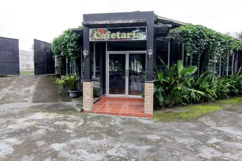 هتل Popi Pondok Pisang