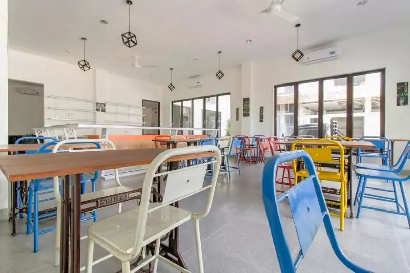 ホテル Reddoorz Premium @ Setiabudi Medan