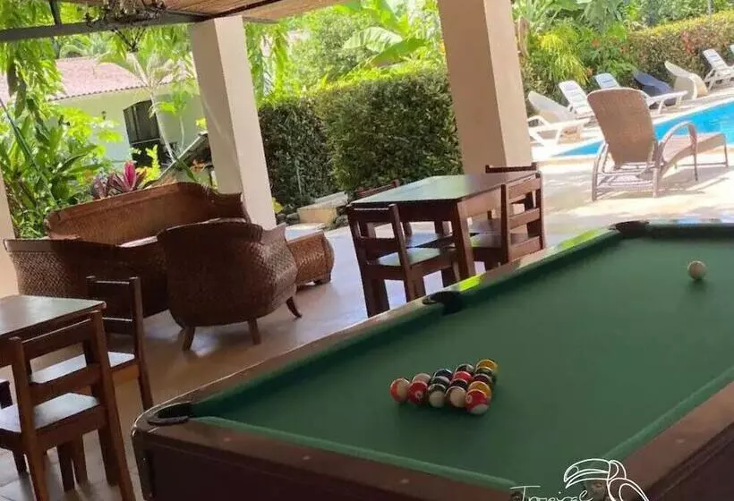 Hotelli Tropical Garden