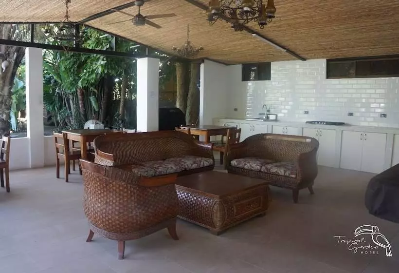 Hotelli Tropical Garden